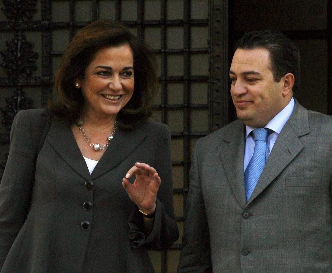 Ομάδες πολιτών αποδοκίμασαν την Ντ.Μπακογιάννη και τον Ευρ.Στυλιανίδη