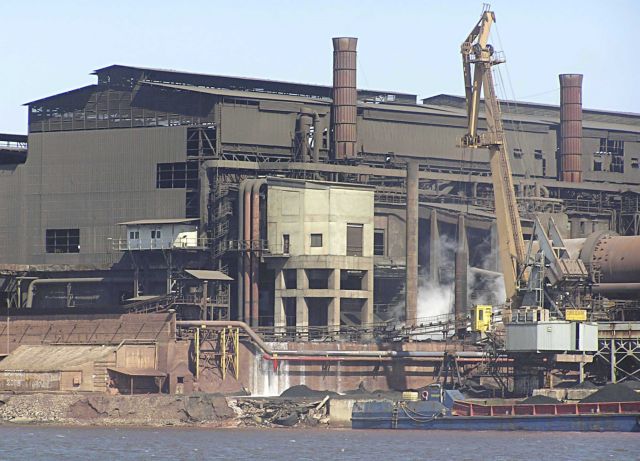 «Πάγωμα» στη μείωση μισθών των εργαζομένων της ΛΑΡΚΟ, μετά από προσφυγή στη Δικαιοσύνη