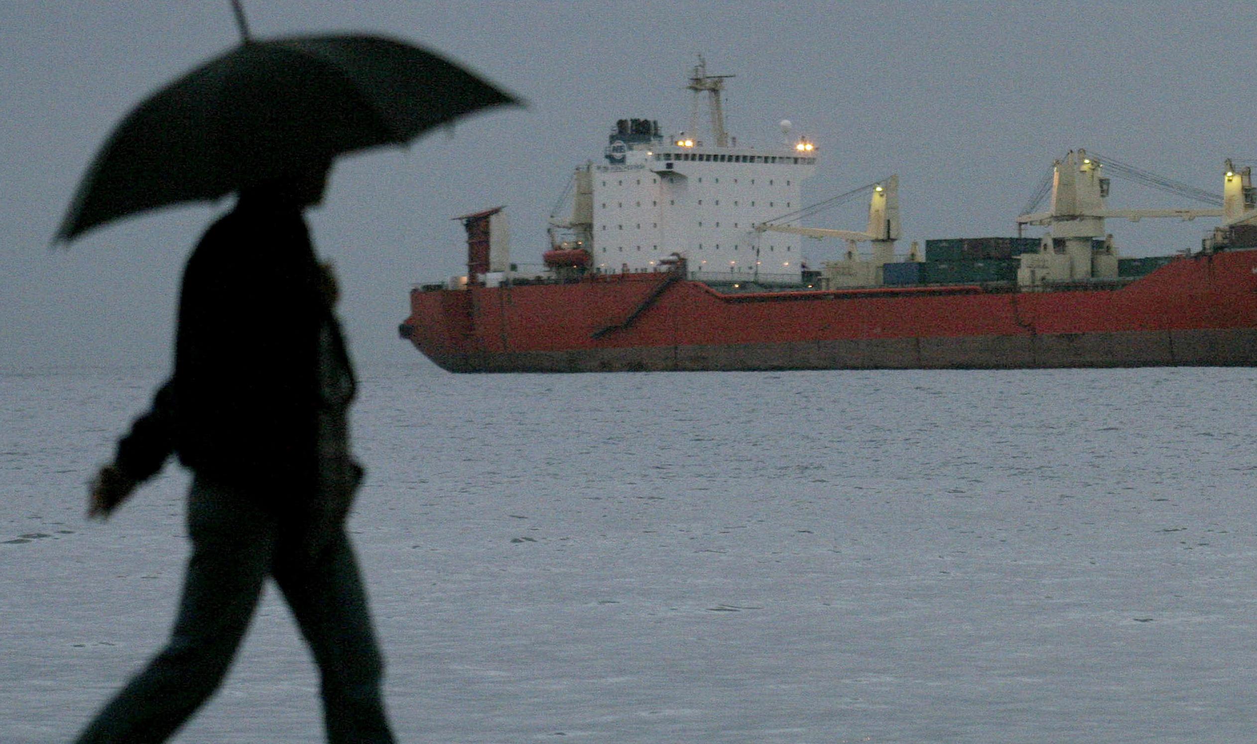 Ολονύχτιο θρίλερ στην Κύπρο με νέο φορτίο πυρομαχικών