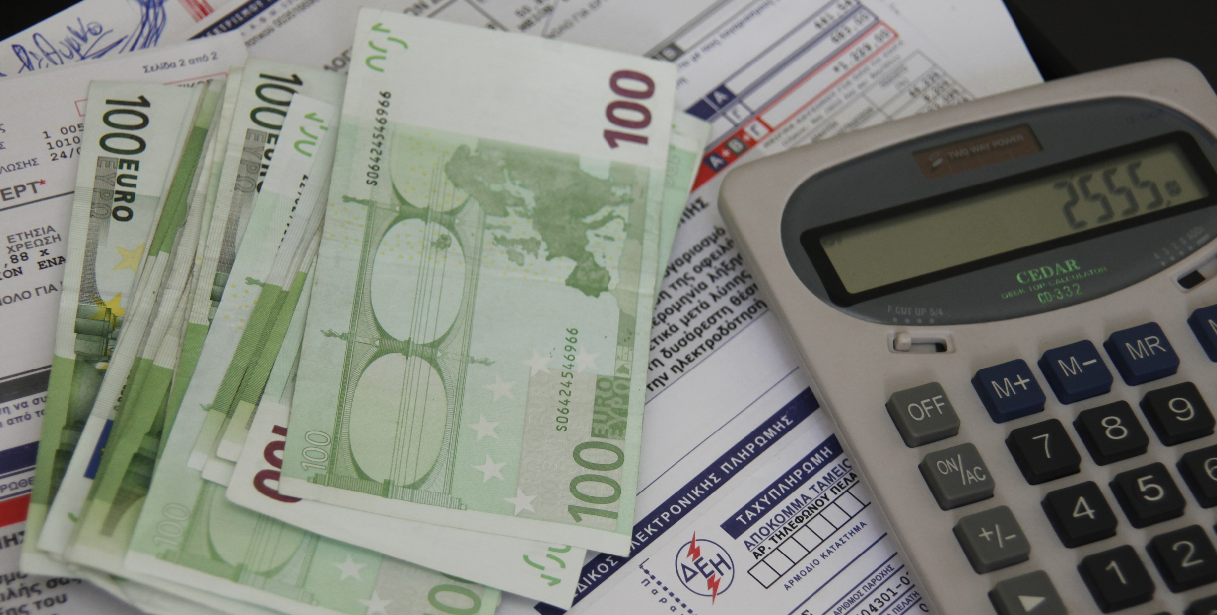 Τα νέα τιμολόγια της ΔΕΗ που ισχύουν από την 1η Ιανουαρίου 2012