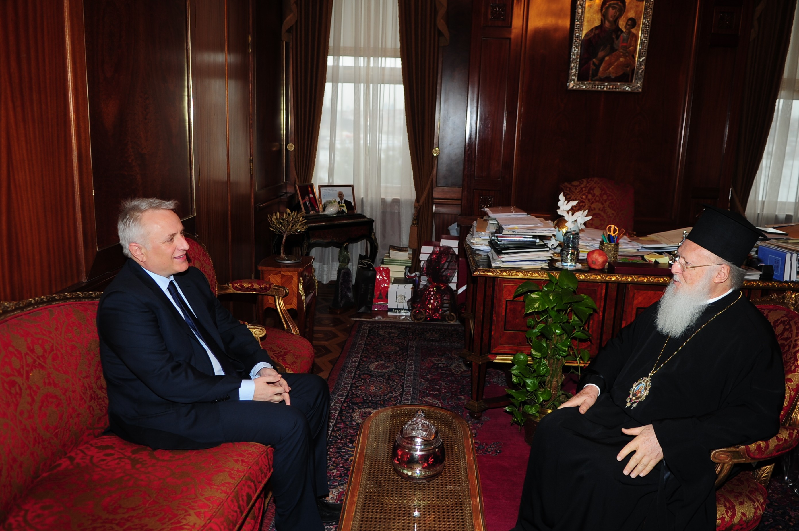 Συνάντηση με τον Οικουμενικό Πατριάρχη Βαρθολομαίο είχε ο Γ.Ραγκούσης