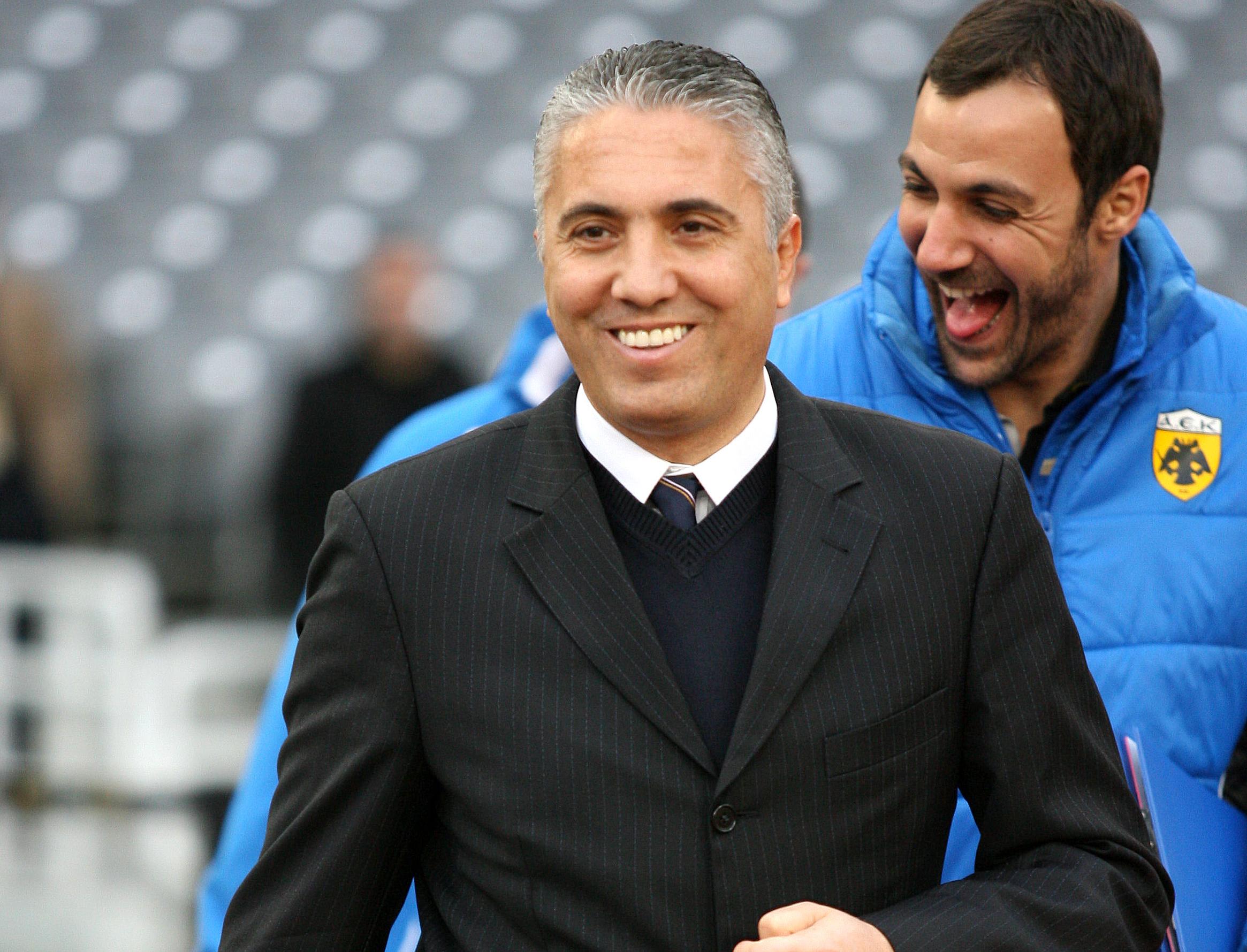 Ευχάριστα για Κωστένογλου, πλήρης η ΑΕΚ στο Καραϊσκάκη