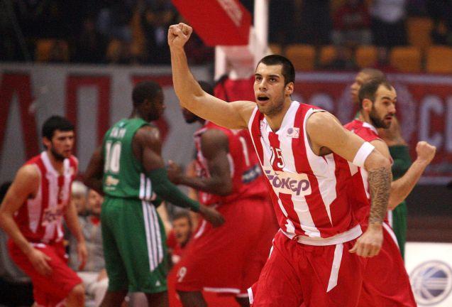 Στην… τρίχα πρώτος ο Ολυμπιακός με νίκη 78-77 επί του ΠΑΟ