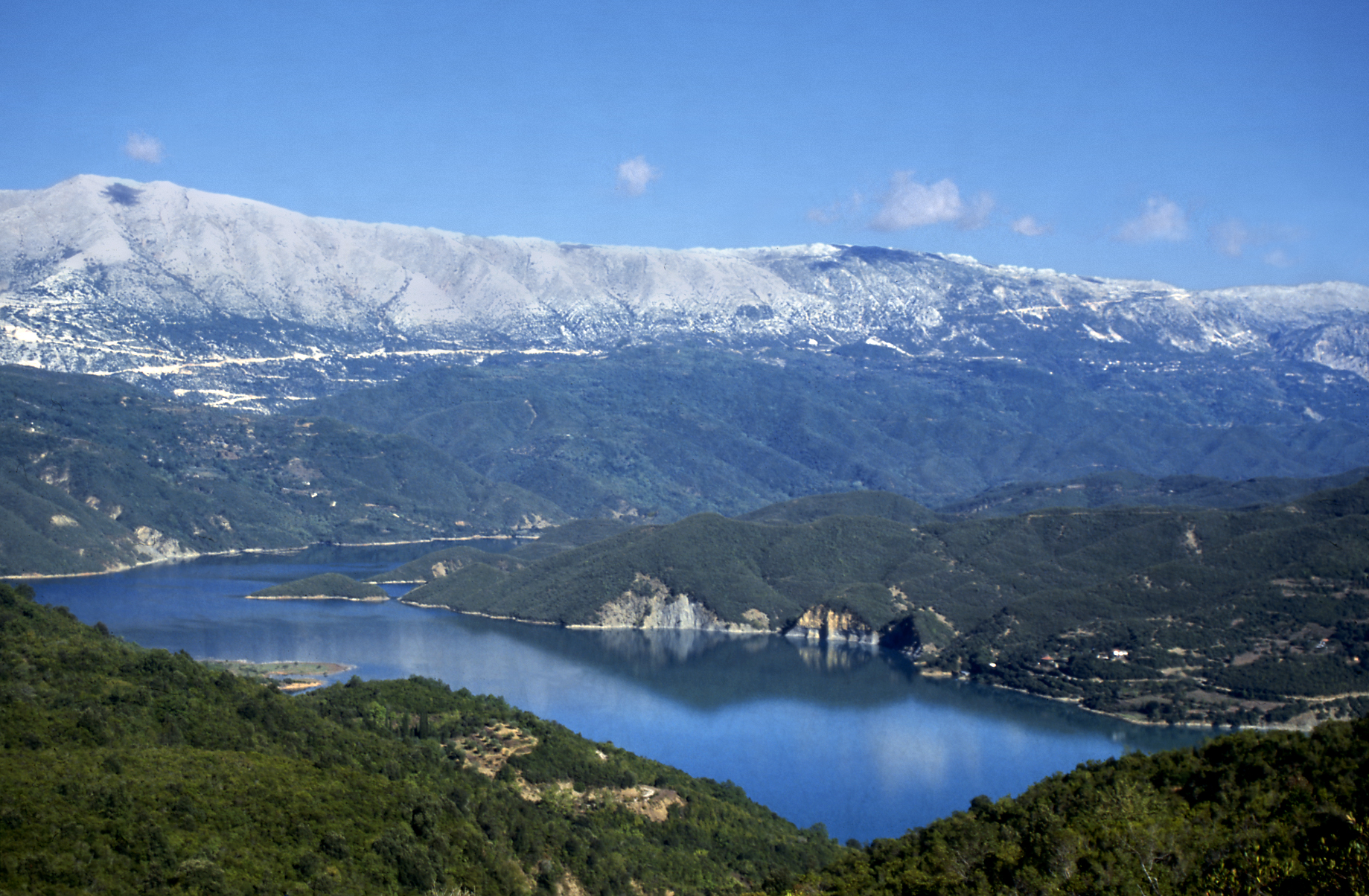 Παραδοσιακά πανηγύρια του Αγίου Πνεύματος στη Ροδαυγή της Άρτας