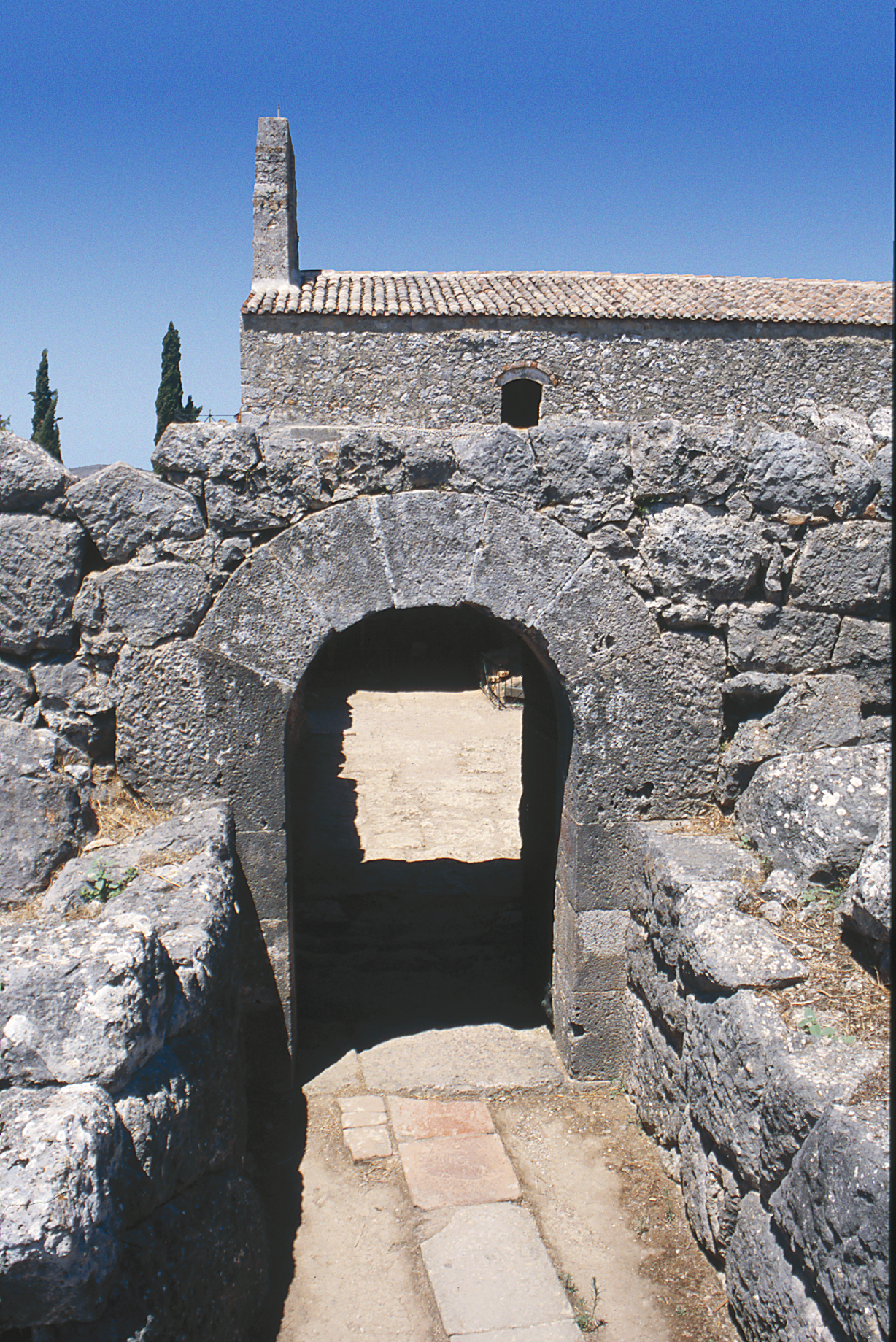 Νεκρομαντείο Πρέβεζας: ουκ αν λάβοις παρά του μη έχοντος