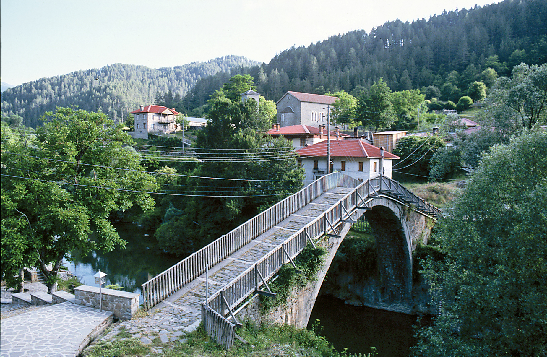 Τα πέτρινα γεφύρια των Ιωαννίνων
