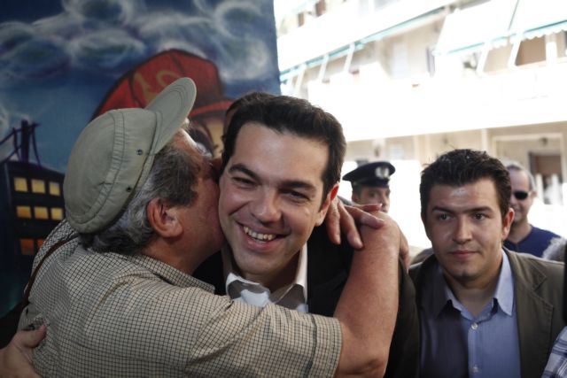 Στην Κουμουνδούρου ο πρόεδρος του ΣΥΡΙΖΑ Αλέξης Τσίπρας