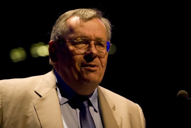 Τα κόμματα δεν πρέπει να ξαναφέρουν το λαό σε αυτή την κατάντια, λέει ο Στ.Μάνος