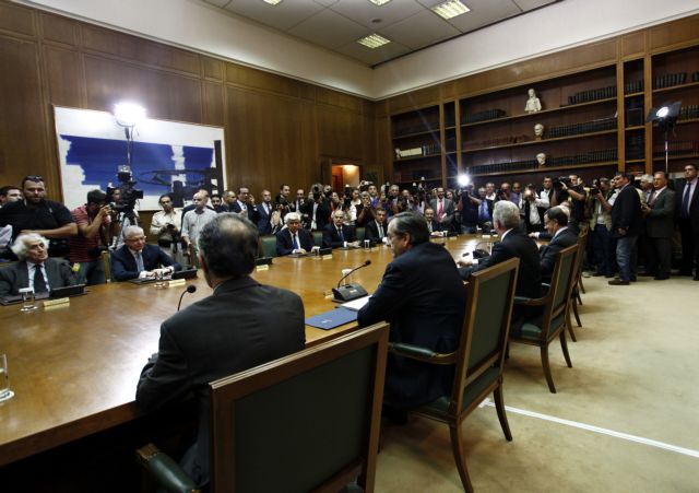 Σε αναζήτηση νέου υπουργού Οικονομικών οι τρεις κυβερνητικοί εταίροι