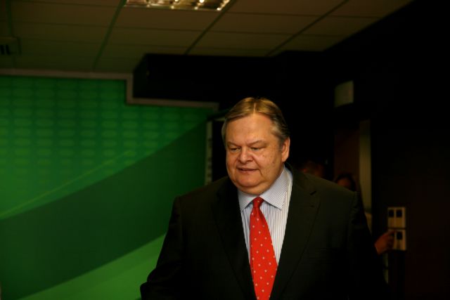 Μόνη λύση η διακυβέρνηση εθνικής συνευθύνης, επαναλαμβάνει ο Ευ.Βενιζέλος