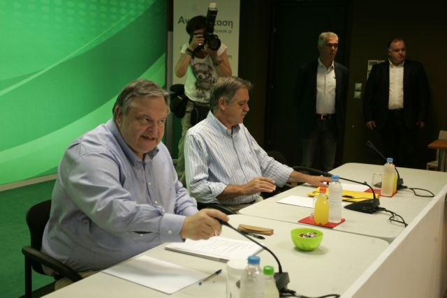 Η ανασύσταση του ΠΑΣΟΚ επίκεντρο στη συνεδρίαση της Οργανωτικής Γραμματείας