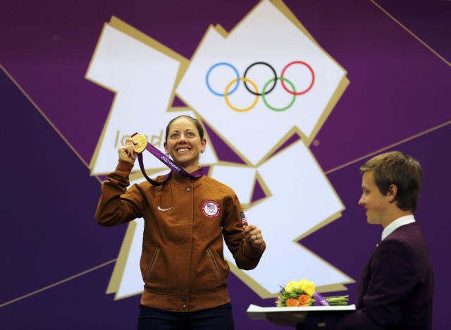 Παγκόσμιο ρεκόρ η Ρόσι στο τραπ, πρώτη η Γκρέι στα 50μ. τουφέκι τριών στάσεων