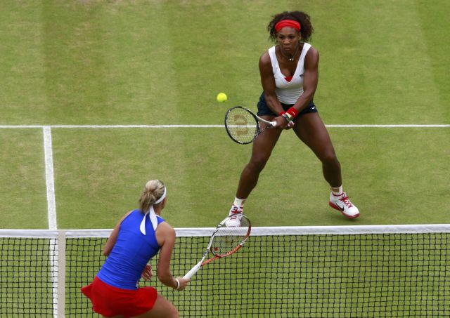 Οι αδελφές Ουίλιαμς πήραν το χρυσό στο διπλό του τένις και έγραψαν ιστορία!