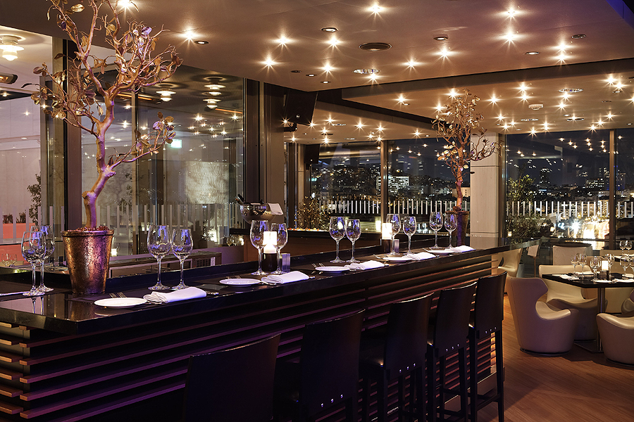 Τραπέζι Χριστουγέννων στο Hilton Αθηνών