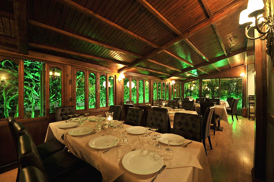 Εορταστικά Menu στο μουσικό εστιατόριο Locanda