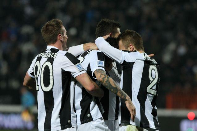 «Φτερούγισε» στα ημιτελικά ο ΠΑΟΚ με 2-0 επί του Λεβαδειακού