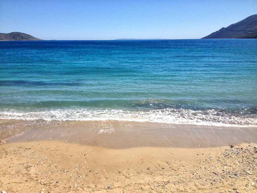 Σκουτάρι Γυθείου, γαλαζοπράσινα νερά