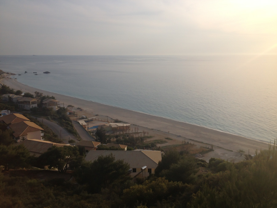 Κάθισμα Λευκάδας: ο ήλιος, η θάλασσα και ο ουρανός