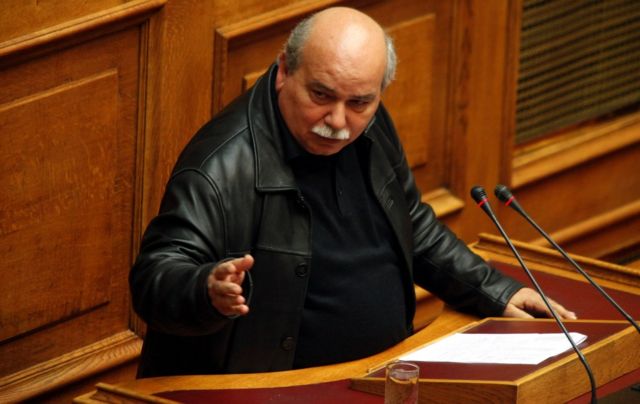 Μήνυση κατά του Νίκου Βούτση από τους ειδικούς φρουρούς