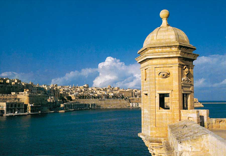 Κρουαζιέρα με μεσαιωνική αύρα στο νησί των Ιπποτών!