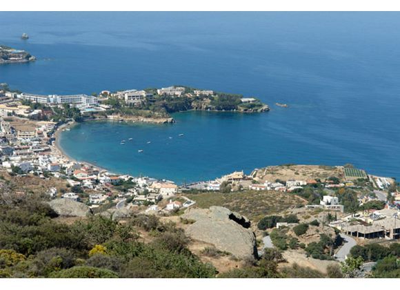 Πάσχα στις Nymphes, Πάσχα στην Κρήτη