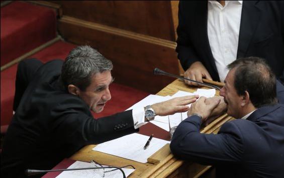 Λοβέρδος: Καμία απόλυση εκπαιδευτικού μετά το κλείσιμο ΕΠΑΛ και ΕΠΑΣ