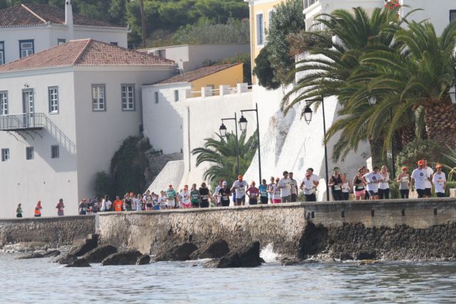 Στις 10-12 Οκτωβρίου το τέταρτο Spetses Mini Marathon με ρεκόρ συμμετοχών