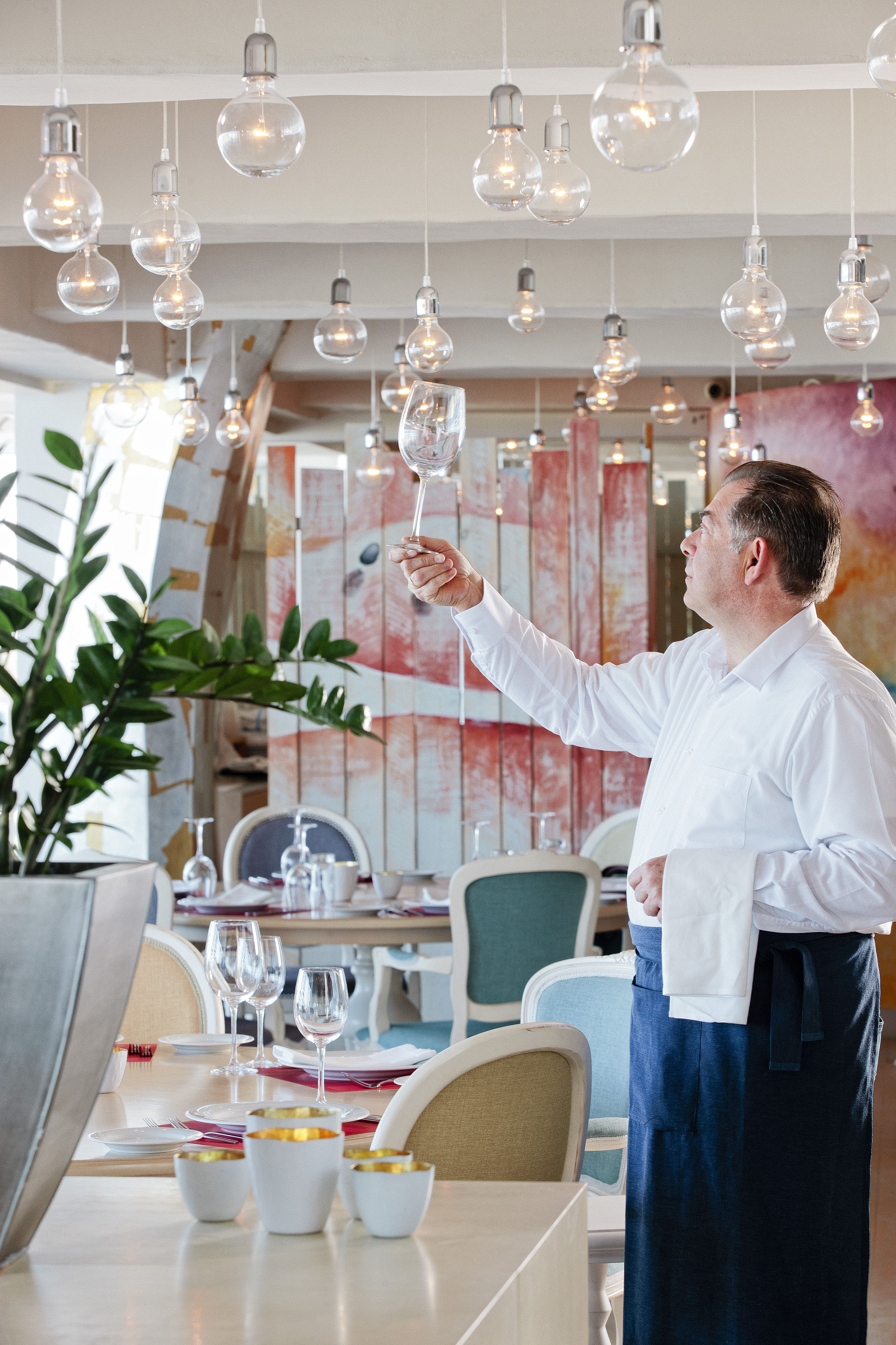 Εστιατόριο και πολυχώρος Swell στο Knossos Beach Hotel: μια πραγματική γιορτή για όλες τις αισθήσεις!