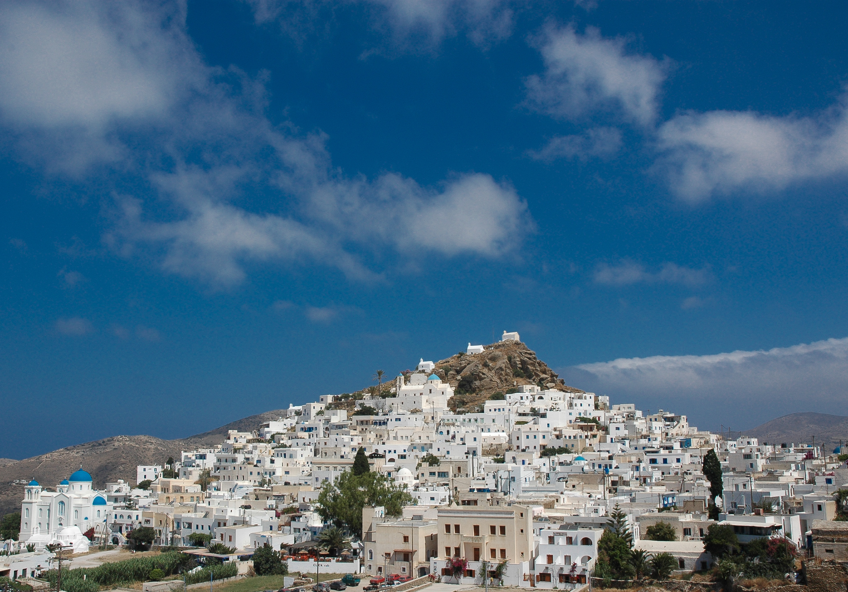 Το in.gr και ο Μιχάλης Σταυρόπουλος σάς ταξιδεύουν στην Ίο!