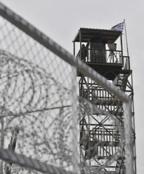 Ένταση στις Καστανιές Έβρου κατά την πορεία ενάντια στο φράχτη