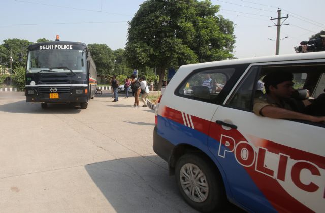 Σοκ στην Ινδία μετά τον βιασμό δύο κοριτσιών 2,5 και 5 ετών