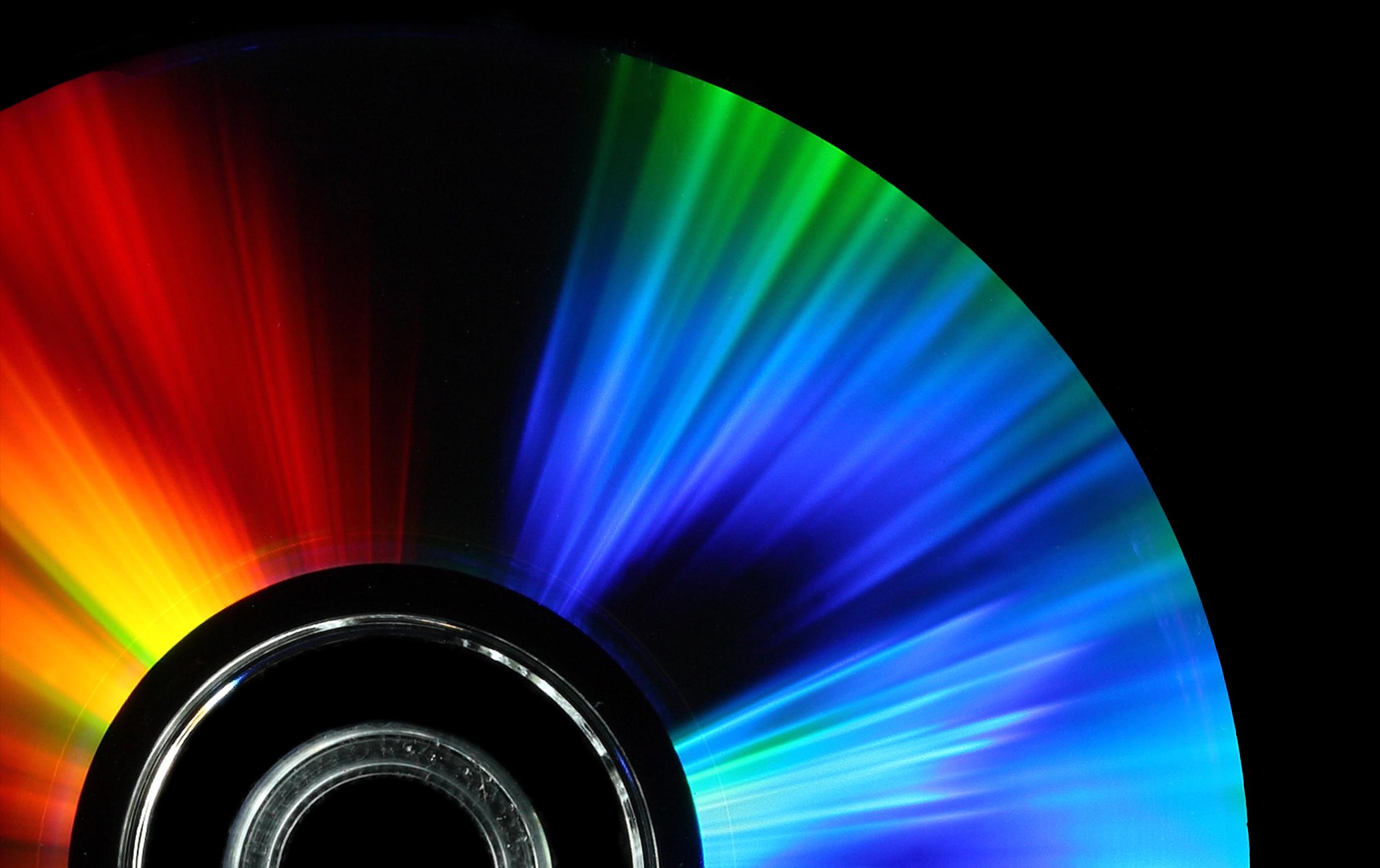 CD με υποθέσεις φοροδιαφυγής 70 δις ευρώ