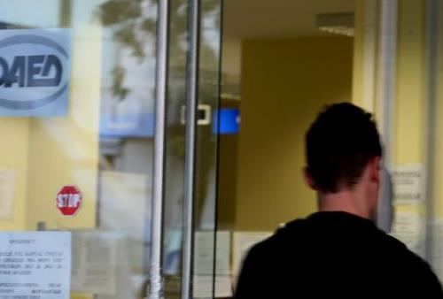 Αυξημένη η ανεργία τον νέων στην Ελλάδα τον Ιούλιο
