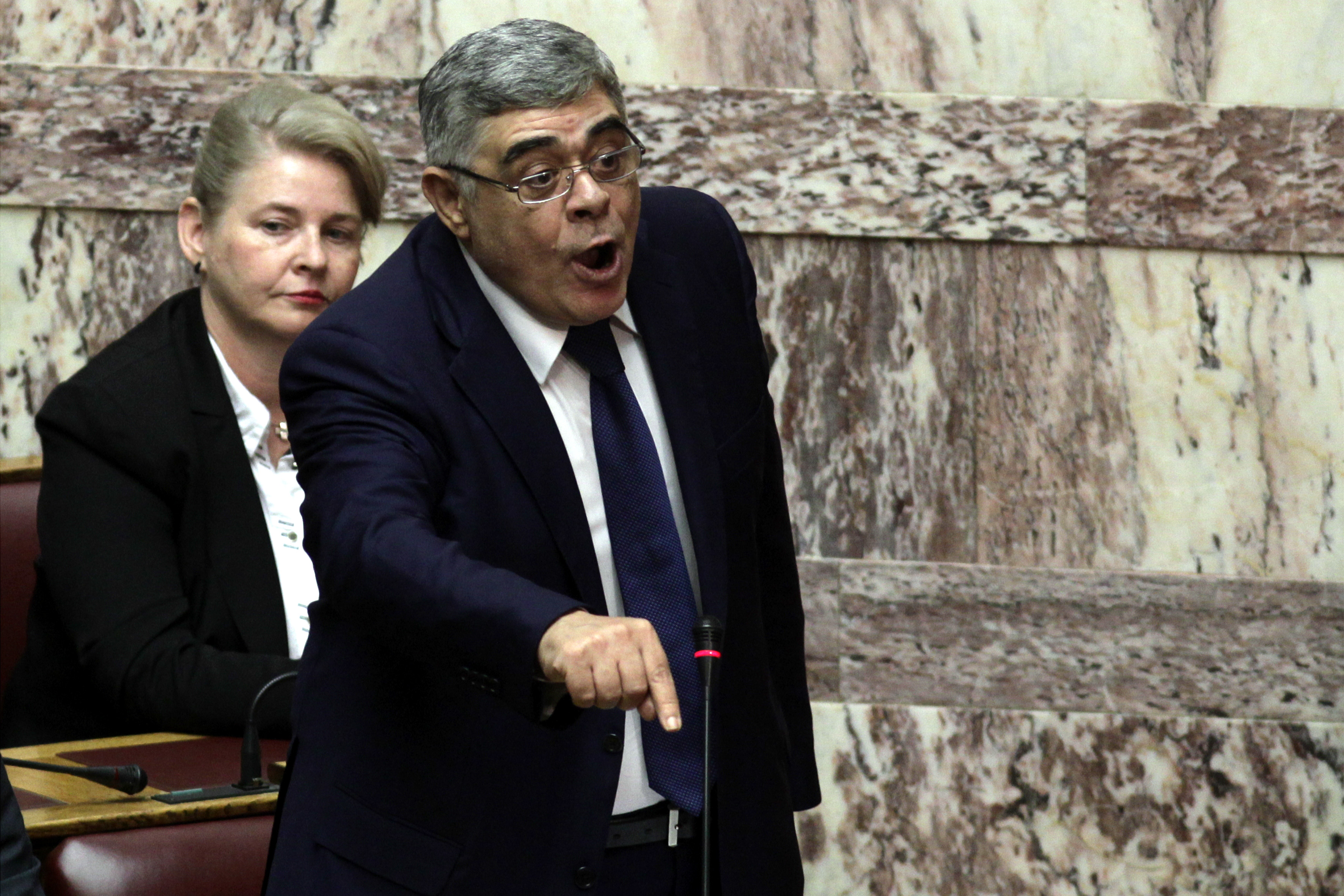 Μιχαλολιάκος: Θα τους θάψουμε, όπως στο Γράμμο και στο Βίτσι