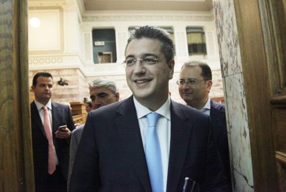 Βέλη Τζιτζικώστα σε Μεϊμαράκη για «κόλπα του παλιού πολιτικού συστήματος»