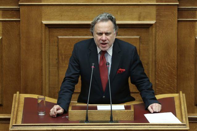 Κατρούγκαλος: Δεν θα υπάρξει εισοδηματικό κριτήριο στις συντάξεις