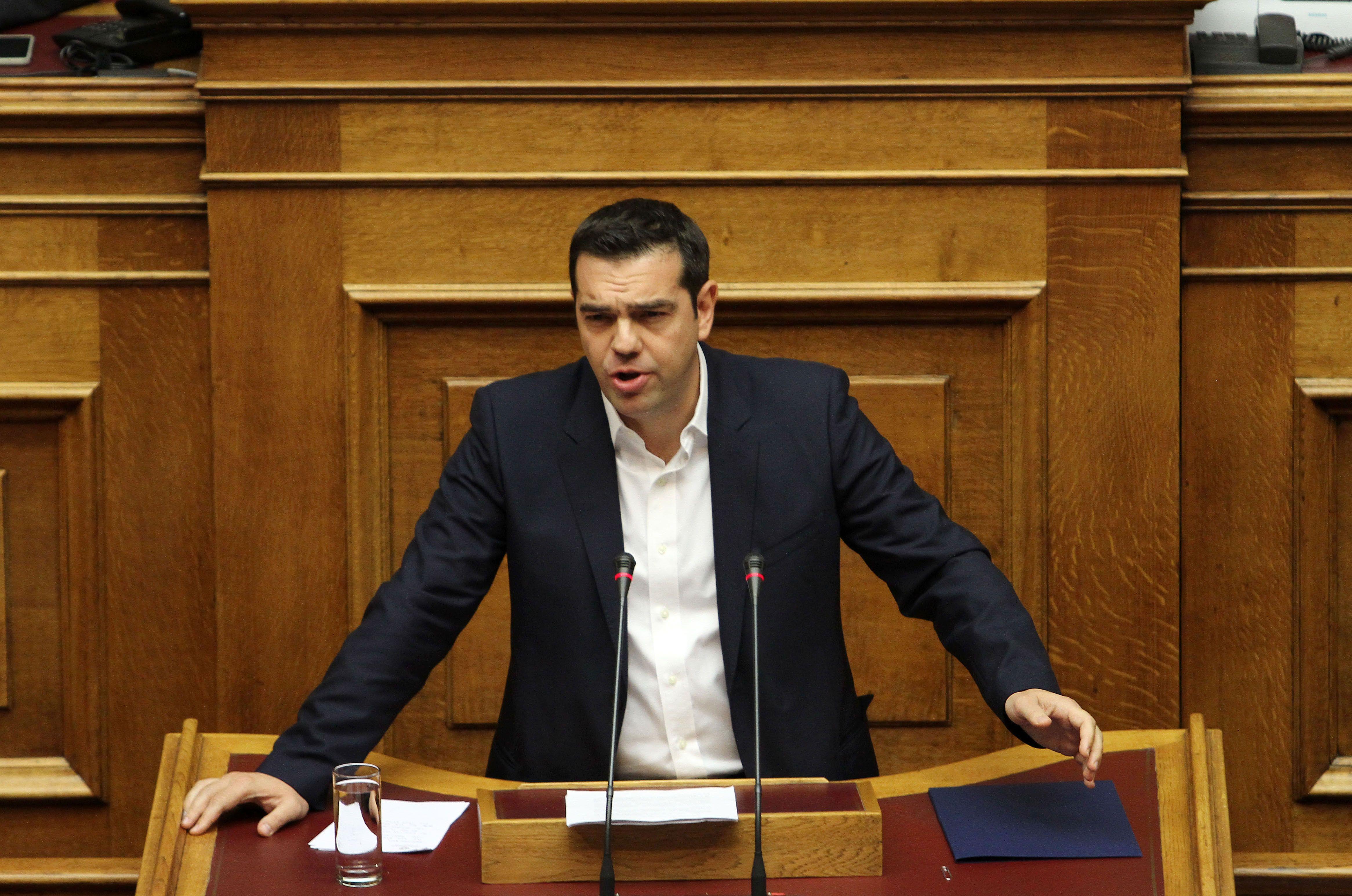 Για το προσφυγικό θα μιλήσει στην Ώρα του Πρωθυπουργού ο Αλ.Τσίπρας