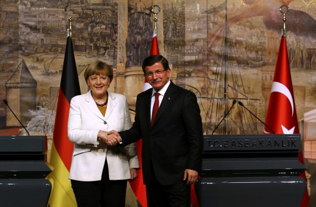 Έτοιμη η Τουρκία να συνεργαστεί με τη Γερμανία στο προσφυγικό
