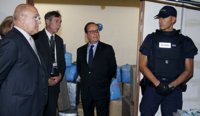 Πάνω από επτά τόνους κάνναβης κατέσχεσε στο Παρίσι η αστυνομία