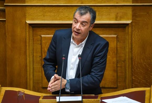 Ποτάμι: Ζούμε εικόνες από το παρελθόν: «Θα πάρουμε τη δόση;»