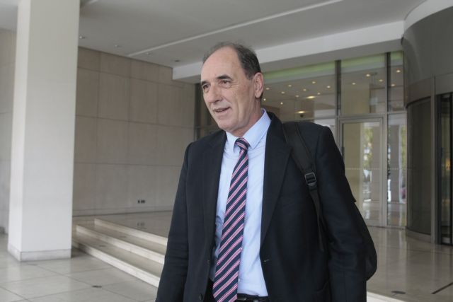 Χάσμα με τους δανειστές για τα κόκκινα δάνεια, νέο ραντεβού με Σταθάκη