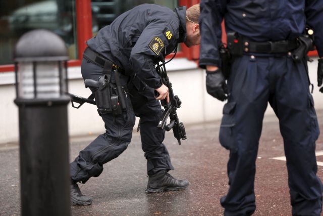 Δύο νεκροί από επίθεση με ξίφος σε σχολείο στη Σουηδία