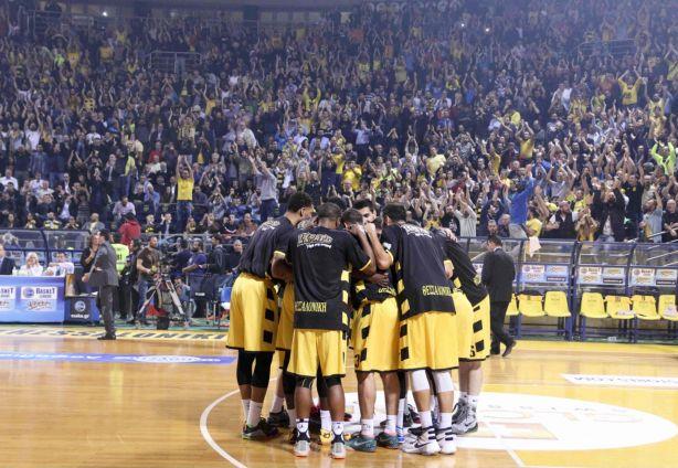 Διπλή προπόνηση και υποδοχή από τον Καϊμακόγλου για τον Αρη