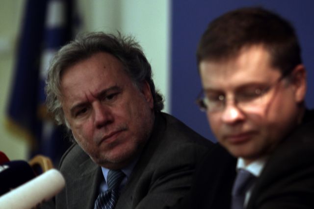 Αύξηση εργοδοτικών εισφορών εξετάζει το υπουργείο Εργασίας