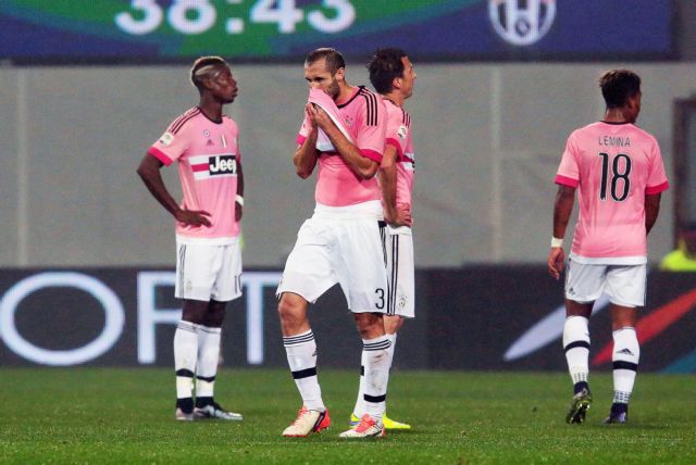 Έχασε και από τη Σασουόλο η «Γιούβε», κορυφή η Ρόμα