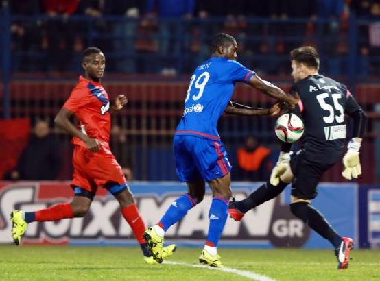 Ο Ιντέγε πήρε από το… χέρι τον Ολυμπιακό στη Βέροια