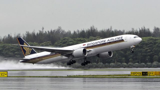 Απειλή για βόμβα και σε αεροπλάνο της Singapore Airlines