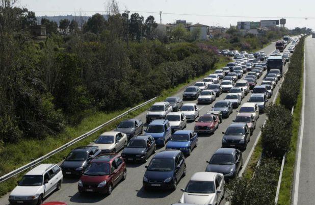 Οι τρεις αλλαγές που ανακοινώνονται για τα τέλη κυκλοφορίας
