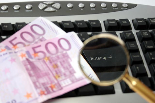 Με αύξηση 800 ευρώ προσπαθούν να κρατήσουν τους 186 ελεγκτές του ΥΠΟΙΚ