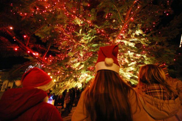 Γιατί το φυσικό δέντρο είναι πιο «πράσινο» από το πλαστικό